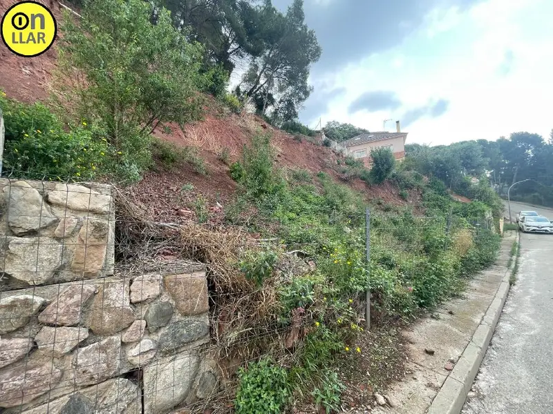 Solar Residencial en L'Ametlla del Vallès 714m2