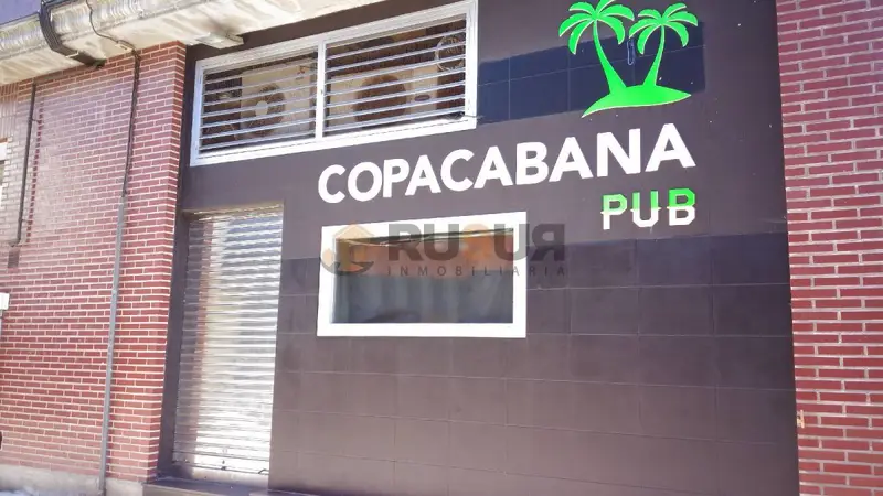 Venta Local Comercial Lujoso Torrelavega Zona Vinos