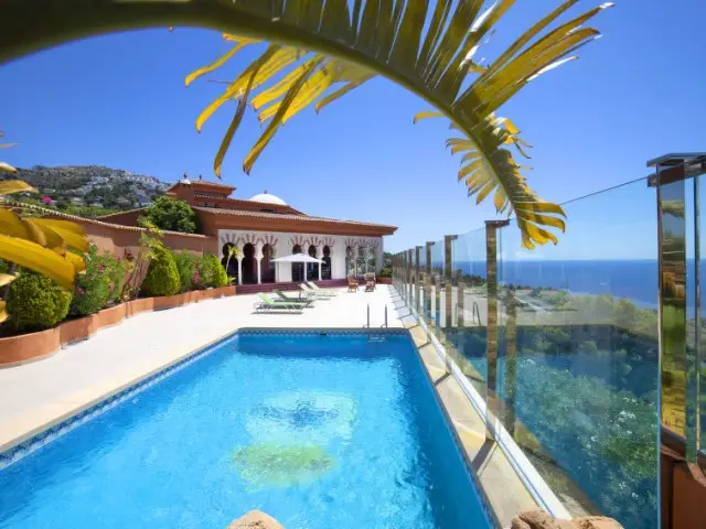 Chalet Azahara Altea 4 Dormitorios Piscina Vistas al Mar