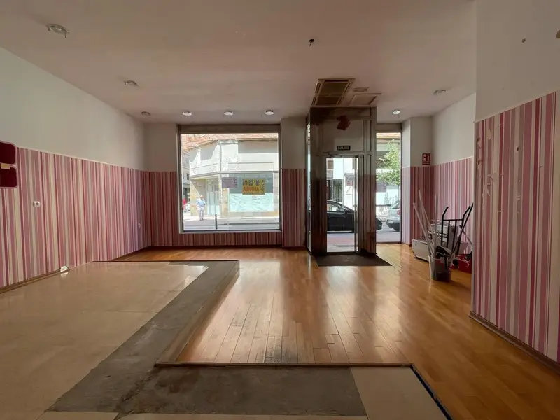 Local Comercial en Alquiler Ponferrada 114m2