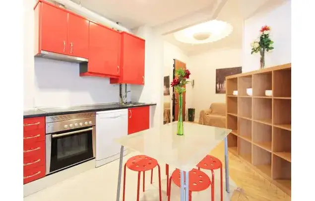 Apartamento 120m2 Madrid 4 habitaciones 2 baños Ideal Estudiantes IE