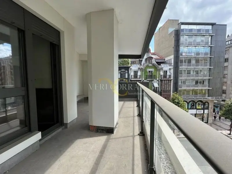 Venta Piso 240m² Oviedo Centro  Reforma Integral