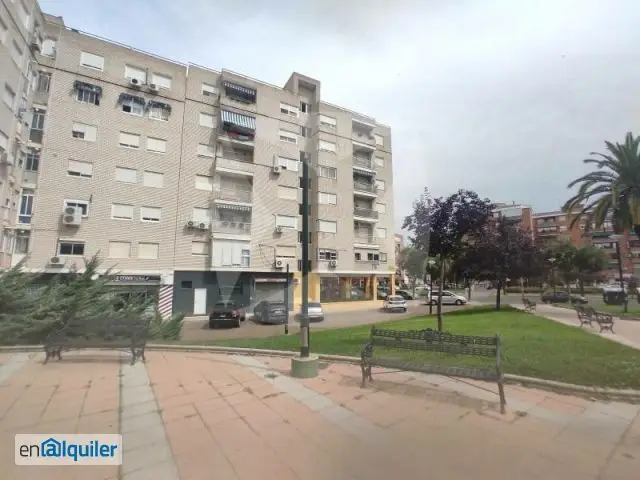 Piso Estudiantes Valdepasillas 4 Dormitorios 2 Baños Amueblado