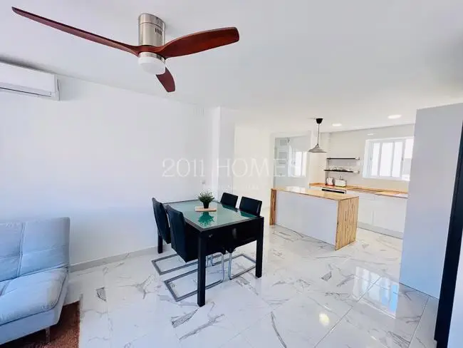 Apartamento 3 Dormitorios Malaga Centro Reformado