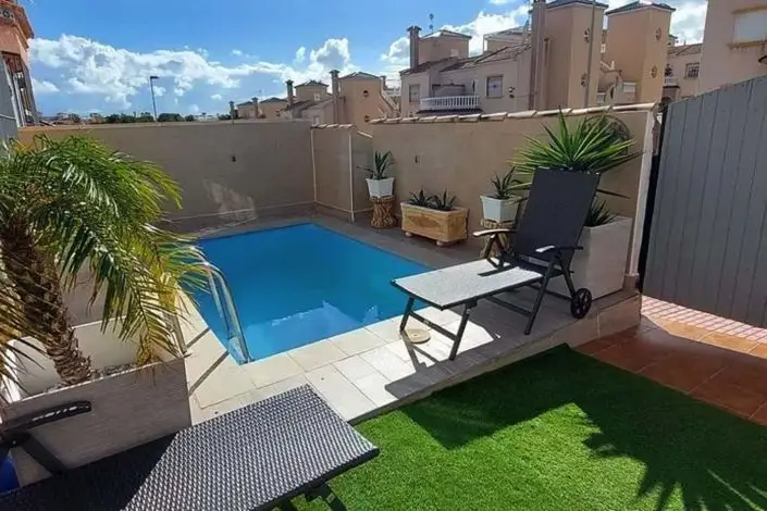 Villa de Lujo en Villamartin 3 Dormitorios Piscina Privada