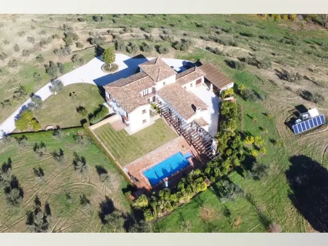 Chalet de Lujo en Ronda 5 Dormitorios 4 Hectareas