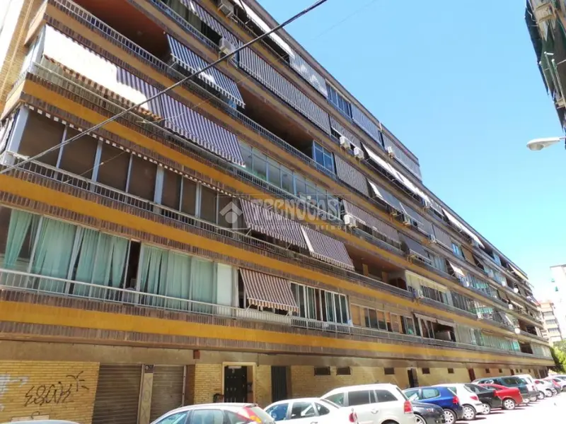 Piso en venta en Alicante 100m² 3 dormitorios 2 baños