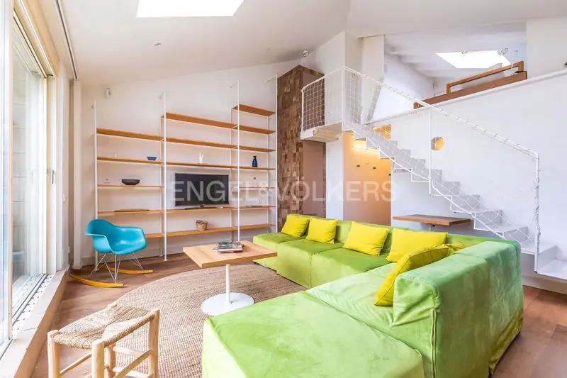 Atico en venta en Cortes Madrid ciudad