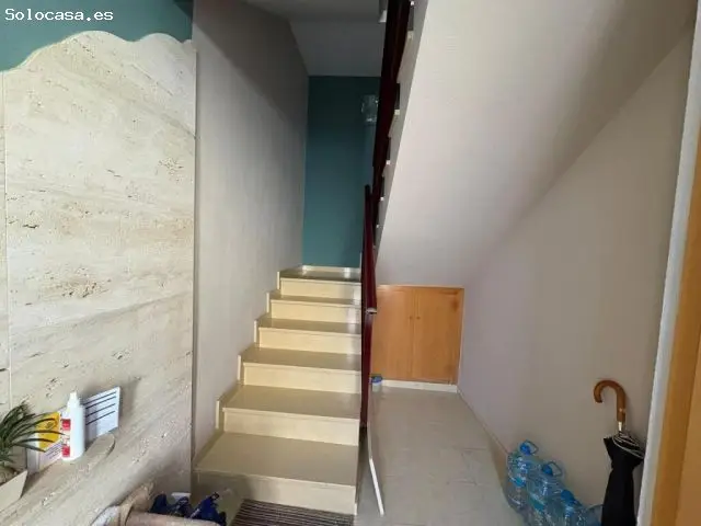 Casa Unifamiliar con Local Comercial 180m2 69m2