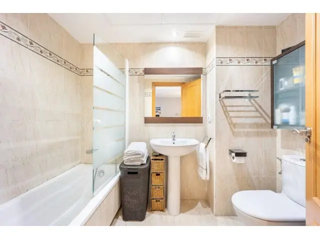 Apartamento en Villajoyosa con Garaje y Trastero Cerca de la Playa