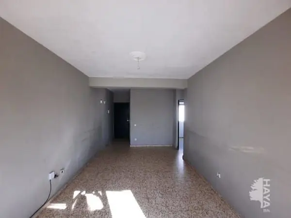 Piso en venta en Pilas 3 dormitorios con garaje