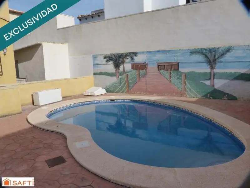 Chalet 4 dormitorios con piscina en Fortuna Murcia
