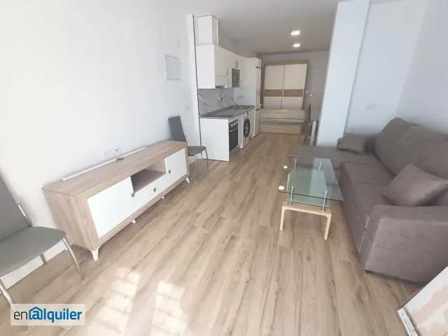 Estudio totalmente nuevo ubicado en zona tranquila.