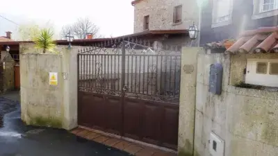 Casa en venta en Calle Iñobre-Taragoña