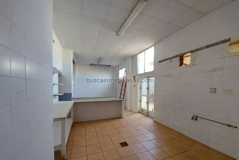 Local Comercial en Venta Gandía Centro 142m2