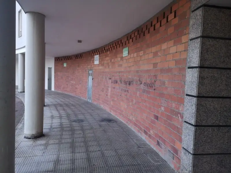 Local Comercial en Venta Naron Plaza Galicia