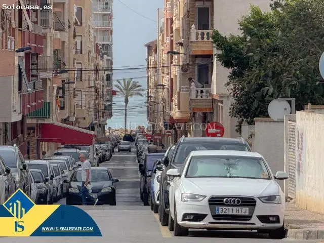 Estudio en Playa del Cura Torrevieja con Vistas al Mar