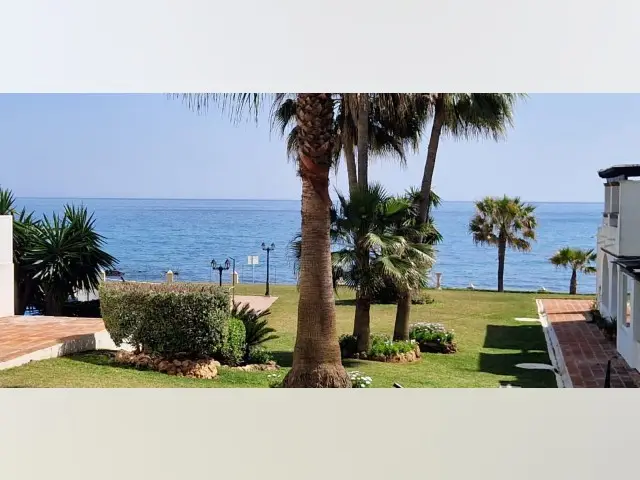 Piso de 3 Dormitorios en venta Calahonda, España