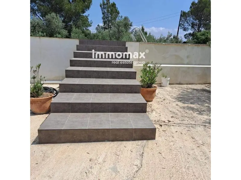 Chalet en Vinallop con Piscina y Dos Casetas