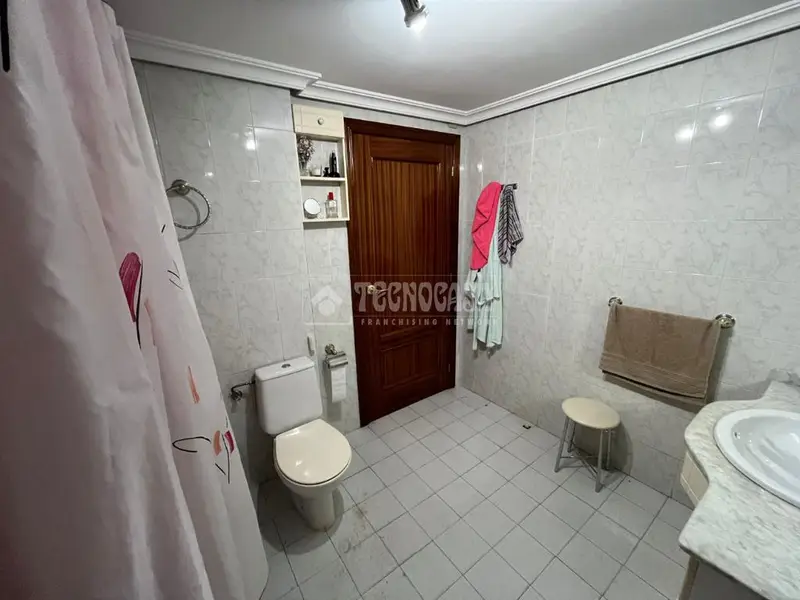Bajo en venta en C Ruidera Puertollano 97m2 3 dormitorios amueblado