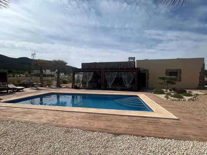 4 Bed Villa for sale