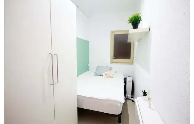 Habitacion 120m2 Barcelona Alquiler Media Temporada