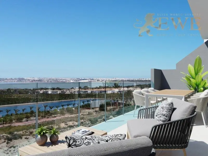 Apartamento de Lujo en Torrevieja con Piscina, Gimnasio y Seguridad 24h