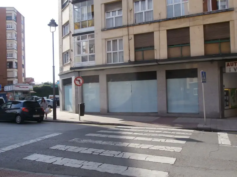 Venta Local Comercial 2 Habitaciones Avilés