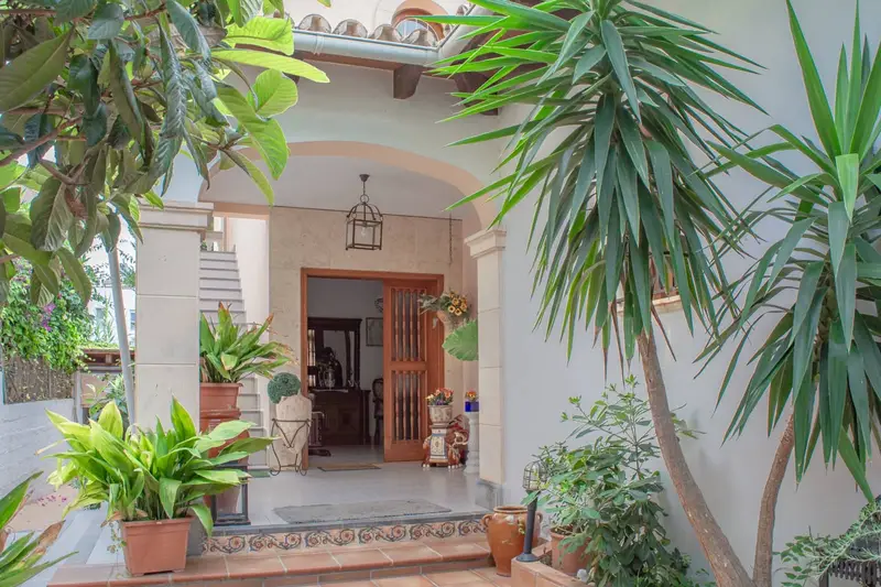 Chalet en Cala Ratjada con 7 Dormitorios y Piscina Privada