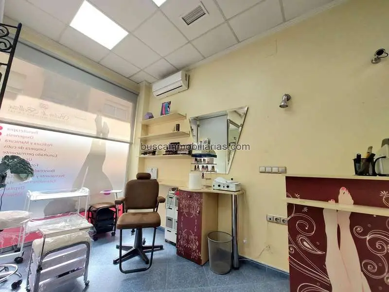 Bajo Comercial en Venta en Aguilas Centro