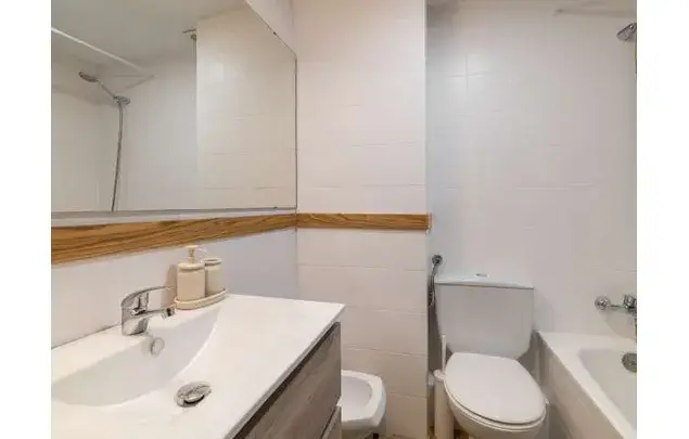 Alquiler Habitacion 50m2 Barcelona