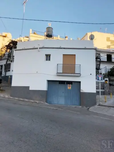 Casa Adosada 3 Dormitorios Competa Jardin Azotea
