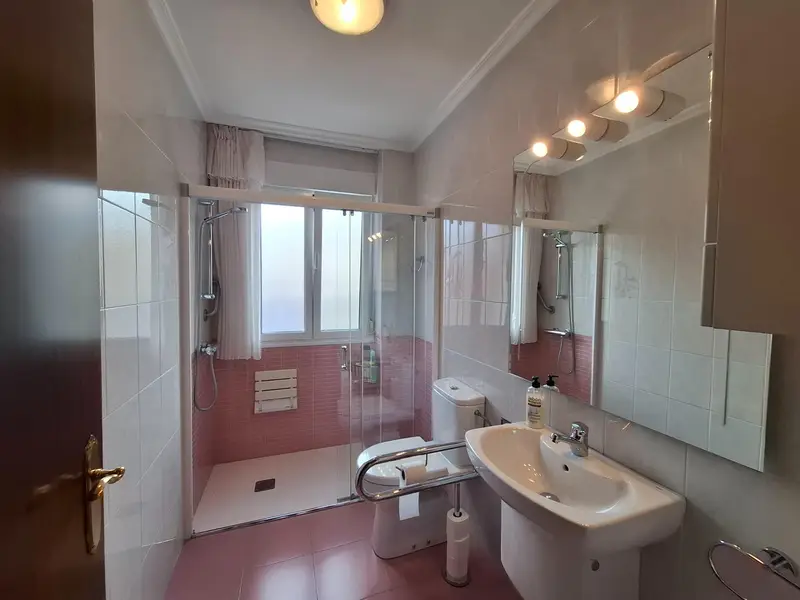 Venta Piso con calefacción en Centro, Colindres - Ref: 834