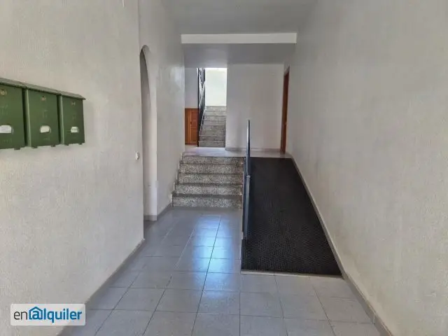 Alquiler Piso Amueblado Lo Pagan Trastero Aparcamiento