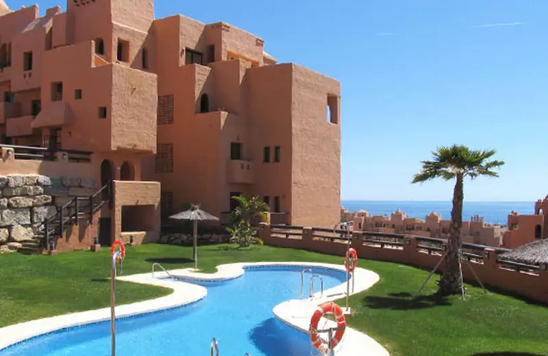 Apartamento 2 Dormitorios La Duquesa Inversores Golf Playa