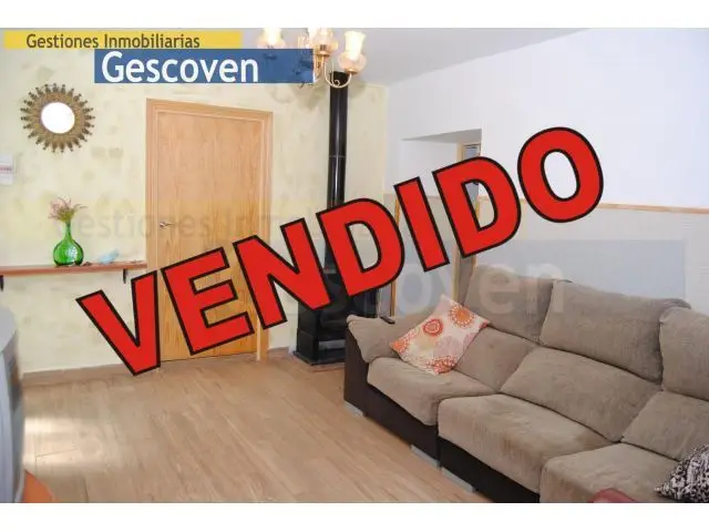 Vivienda Planta Baja con Patio y Almacén