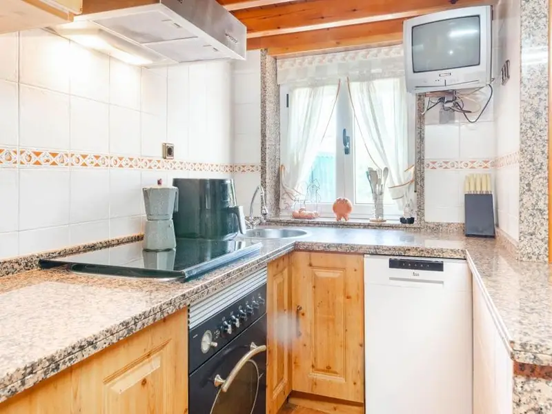 Chalet en Pola de Siero con Jardin 700m2 y Calefaccion