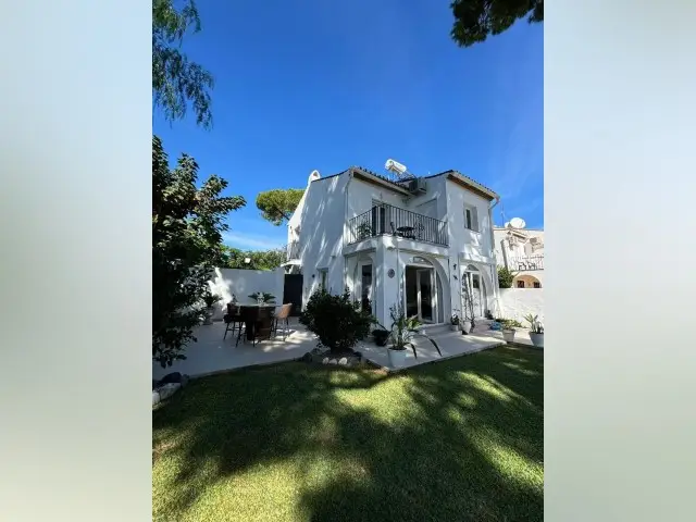 Casa Villa 3 Dormitorios Benamara Lujo Cerca Playa