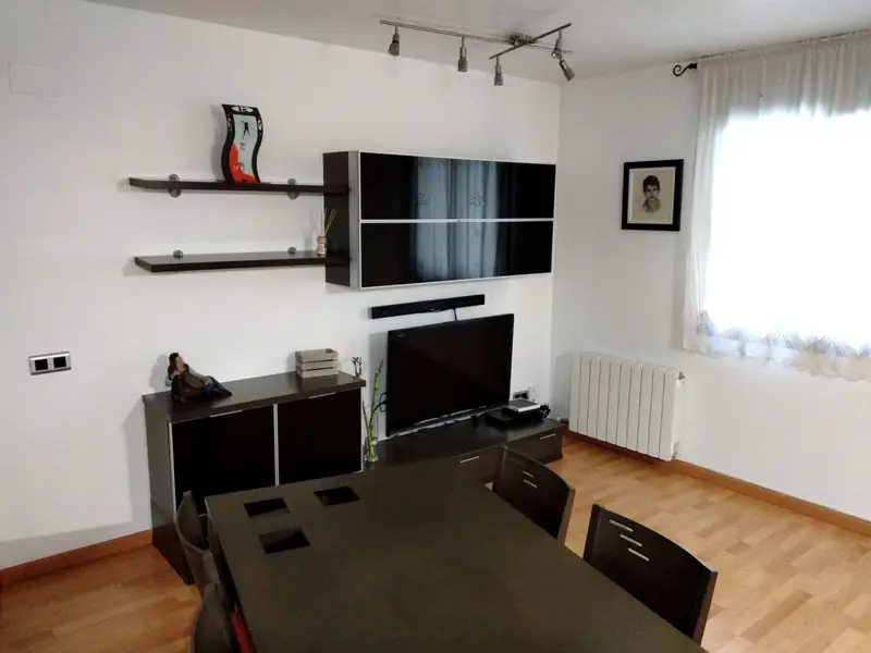 Venta Piso con garaje en Centro, Rubi - Ref: 81165CM