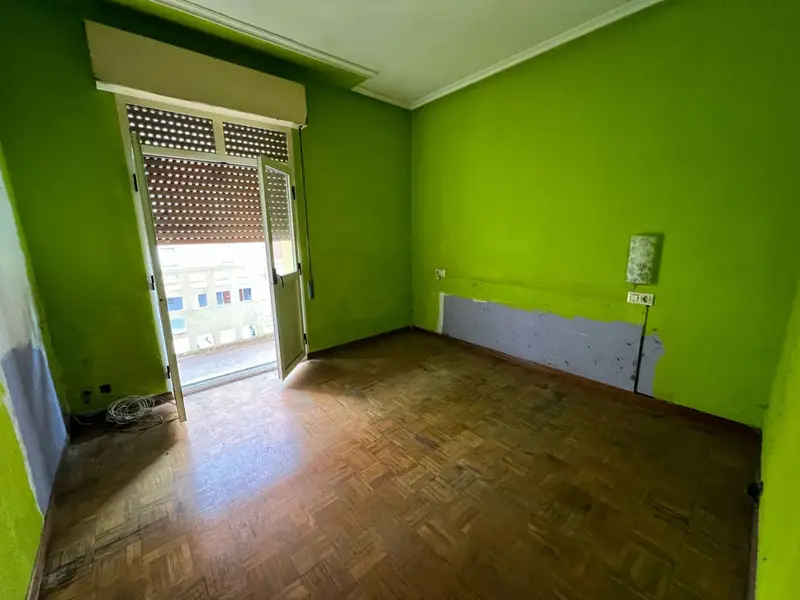 Venta Piso con Terraza en Centro Oviedo - 88m2 - Para Reformar