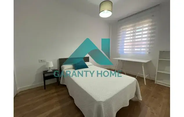 Alquiler piso 4 habitaciones 90m2 Cáceres
