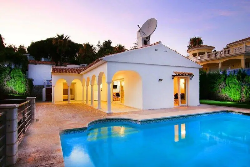 Villa en Venta Carib Playa Marbella 3 Dormitorios 2 Baños Cerca de la Playa