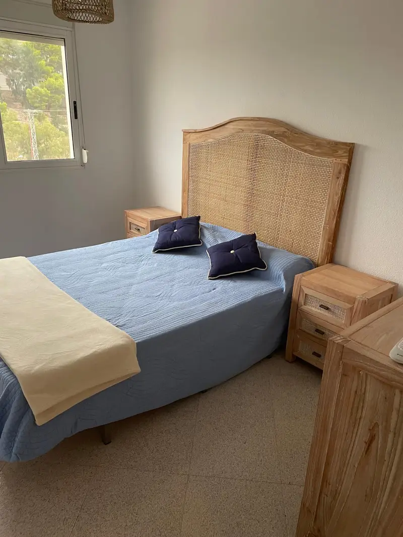 Casa en Campello con Piscina a 300 Metros de la Playa