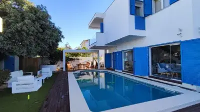 Chalet Adosado en Islantilla Urbasur Cerca de la Playa