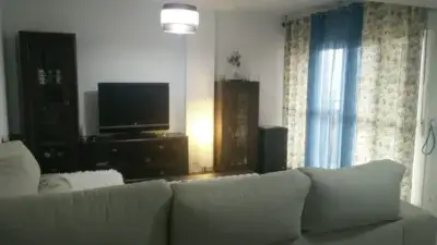 Dúplex en Alquiler Cerca de Gibraltar 3 Habitaciones 3 Baños