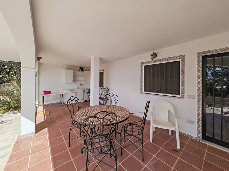 Casa-Villa de 6 Dormitorios en venta Estepona, España