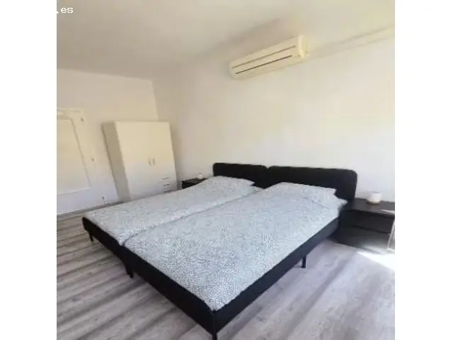 Apartamento en Alquiler en Alicante 5 Dormitorios 2 Baños