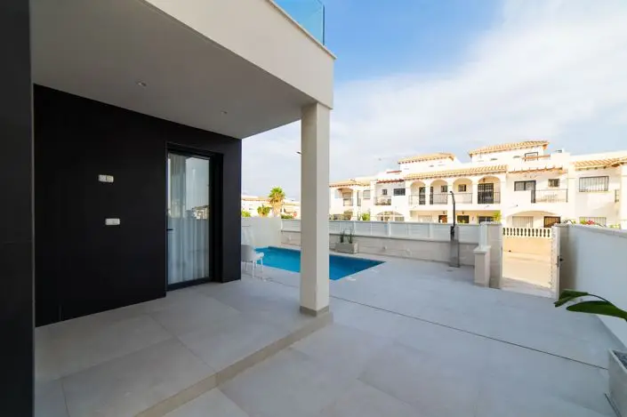 Villa 3 Dormitorios Orihuela Costa Moderna Piscina Privada