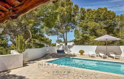 Casa en Cala Vadella con Vistas al Mar y Piscina