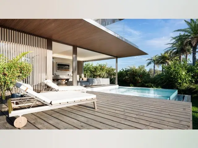Casa-Villa de 3 Dormitorios en venta Estepona, España